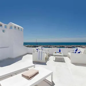 https://frontline-penthouse-puerto-banus.1costadelsol.com
